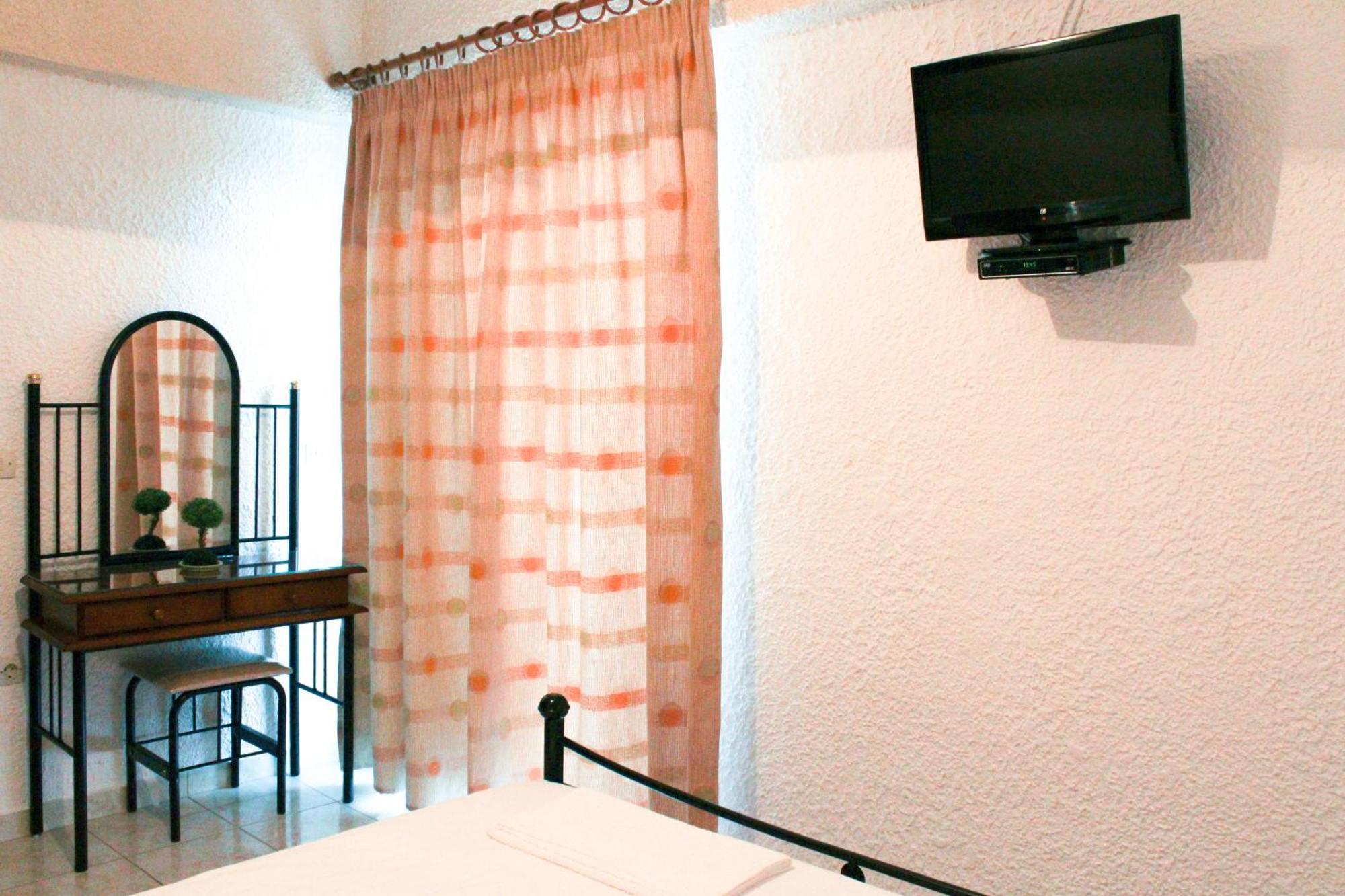 Haniotis Studios Faliraki Bagian luar foto