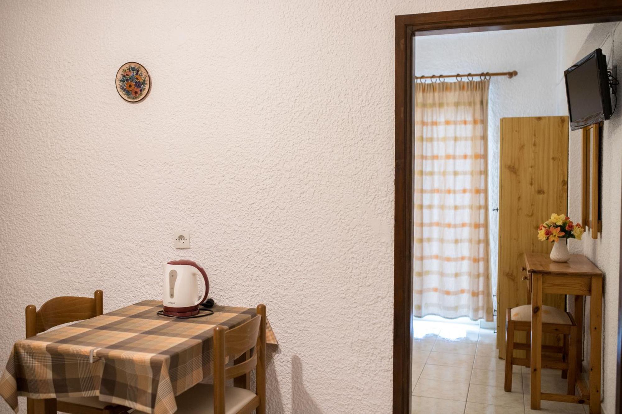 Haniotis Studios Faliraki Bagian luar foto
